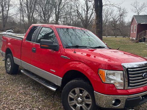 Used 2012 Ford F150 XLT w/ XLT Chrome Pkg image 4