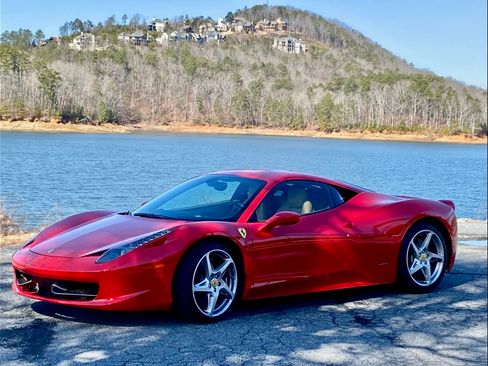 Used 2010 Ferrari 458 Italia Coupe RWD image 13