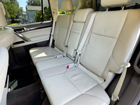 Used 2011 Lexus GX 460 image 15