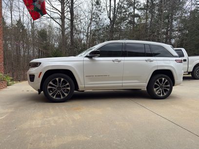Used 2023 Jeep Grand Cherokee Overland w/ Adv Protech Group III