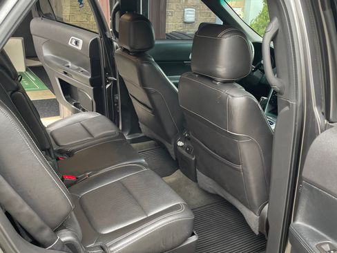 Used 2015 Ford Explorer Sport w/ Equipment Group 401A image 5