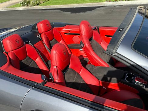 Used 2017 Maserati GranTurismo Sport image 10