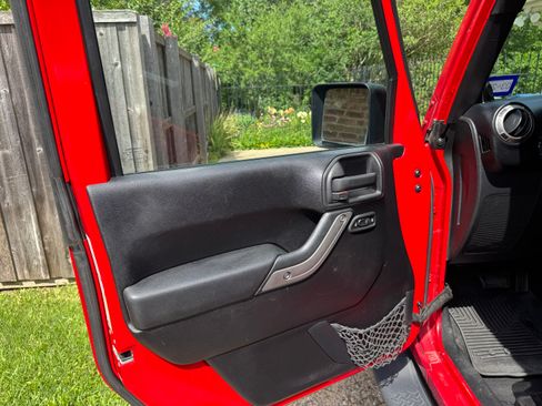 Used 2011 Jeep Wrangler Sport AWD/4WD image 6