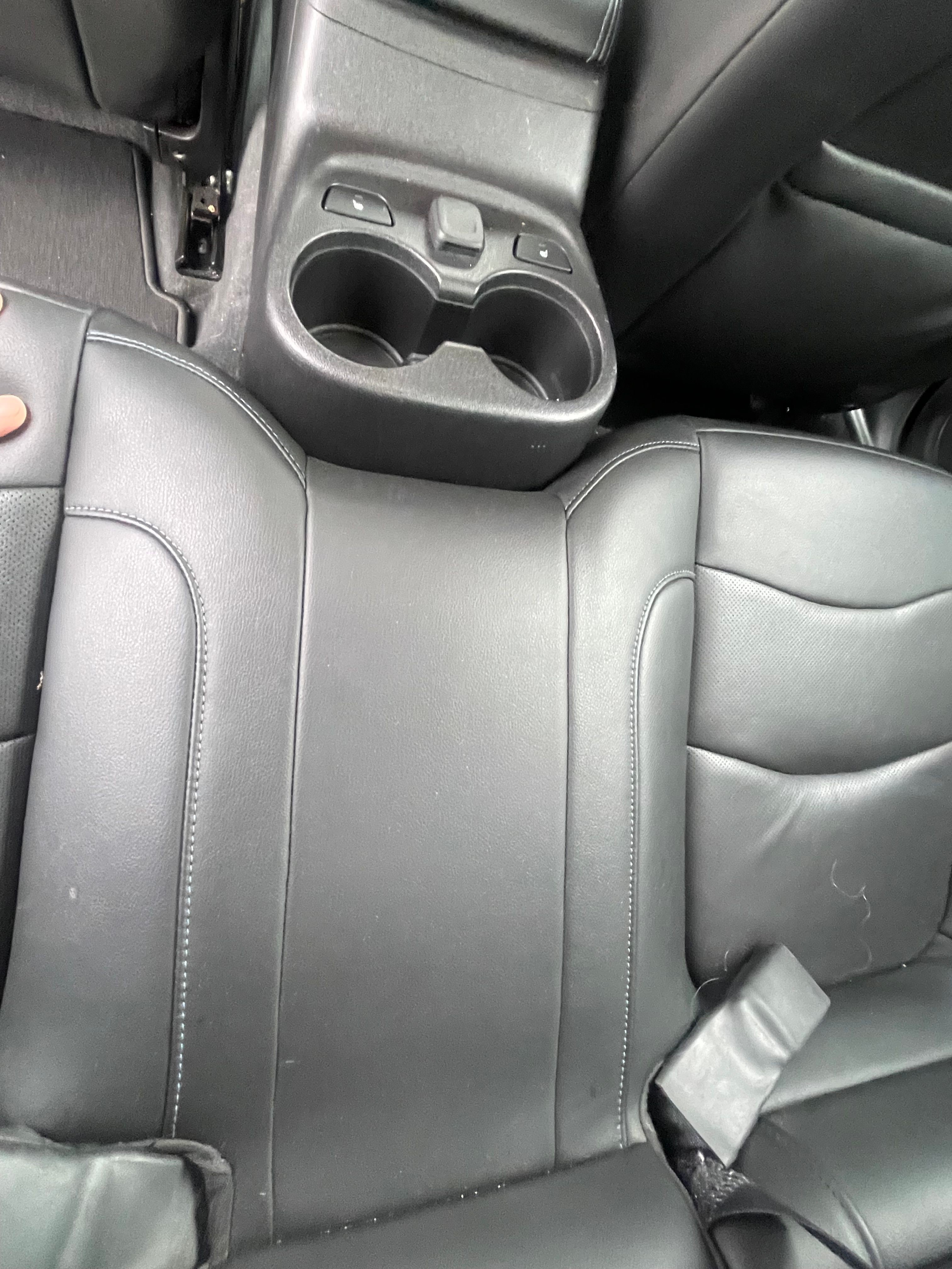 Used 2018 Chevrolet Volt Premier w/ Driver Confidence Package FWD image 8