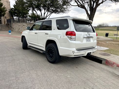 Used 2012 Toyota 4Runner SR5 image 4