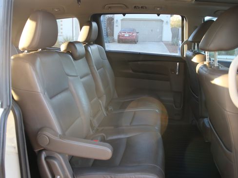 Used 2014 Honda Odyssey EX-L image 19