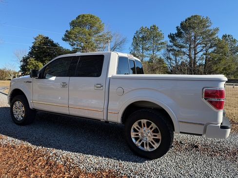 Used 2010 Ford F150 Platinum image 2