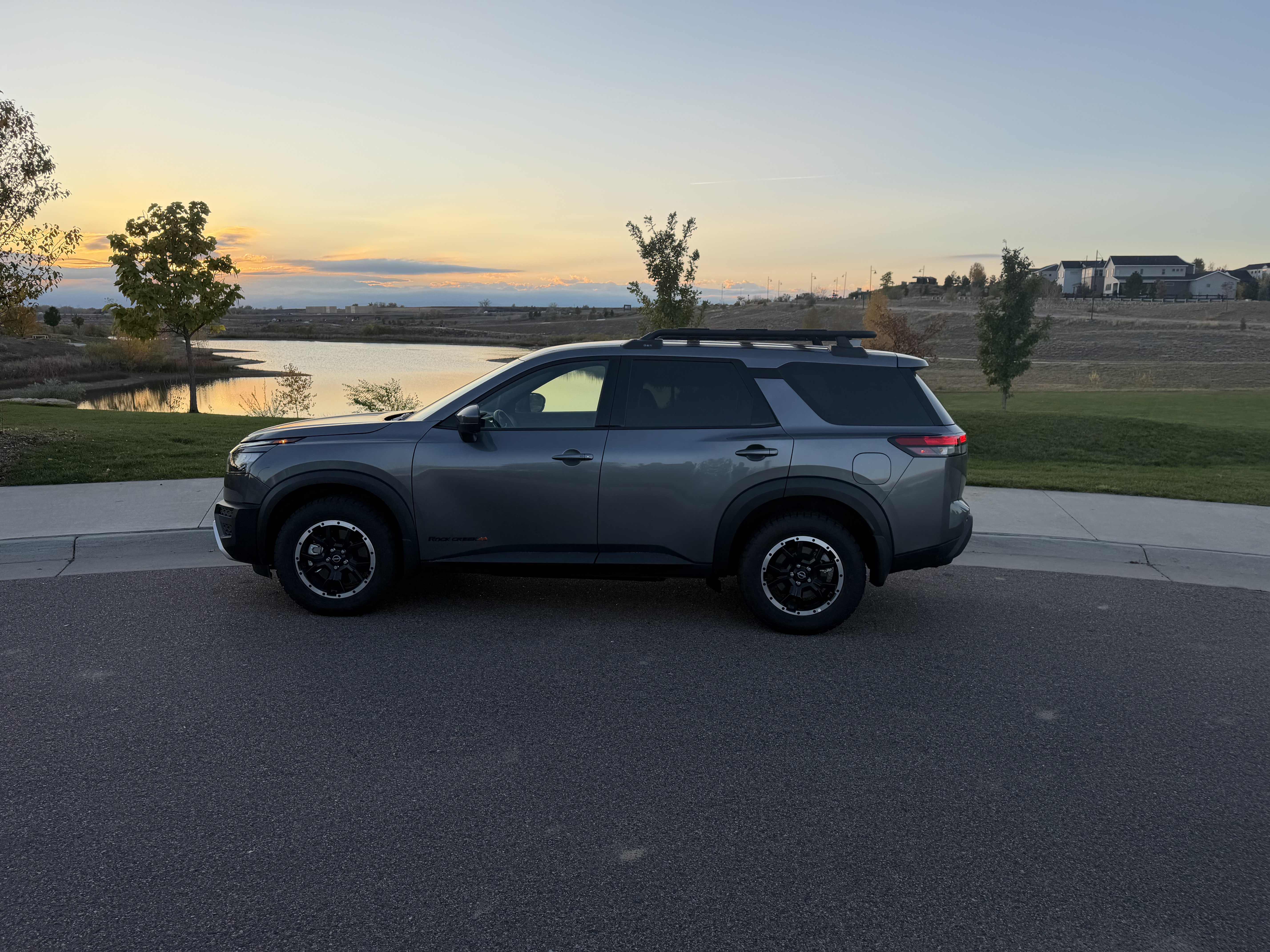Used 2025 Nissan Pathfinder Rock Creek AWD/4WD image 1