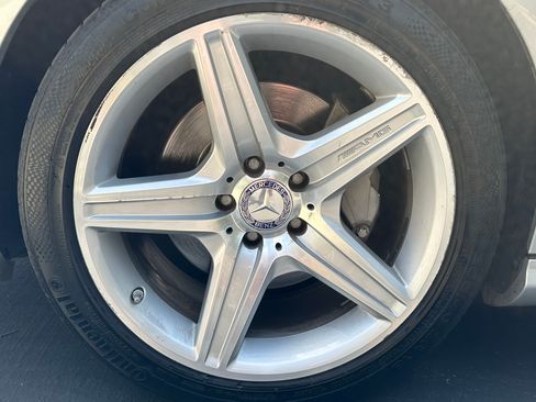 Used 2011 Mercedes-Benz CLS 550 image 10