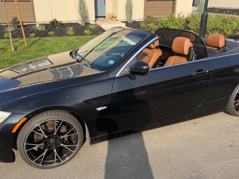 Used 2010 BMW 328i Convertible image 10