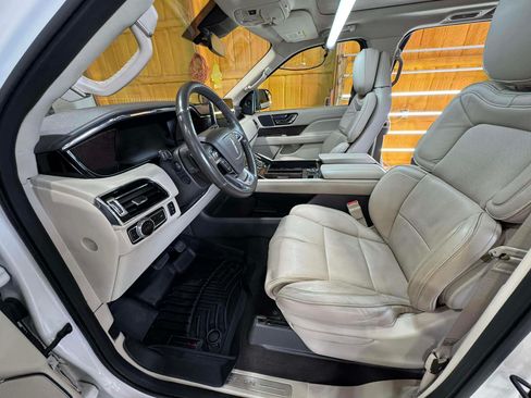 Used 2019 Lincoln Navigator Reserve w/ Cargo Package image 5