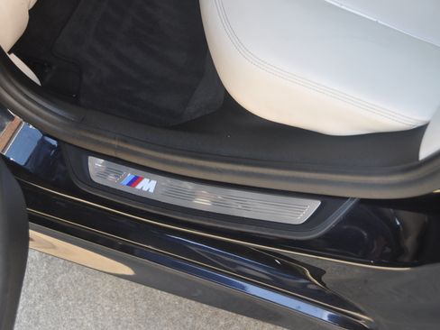 Used 2018 BMW 540i image 15