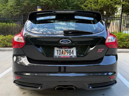 Used 2014 Ford Focus ST w/ Equipment Group 202A FWD image 4