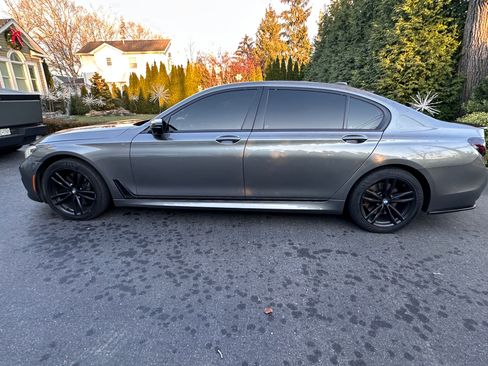 Used 2016 BMW 750i xDrive image 6