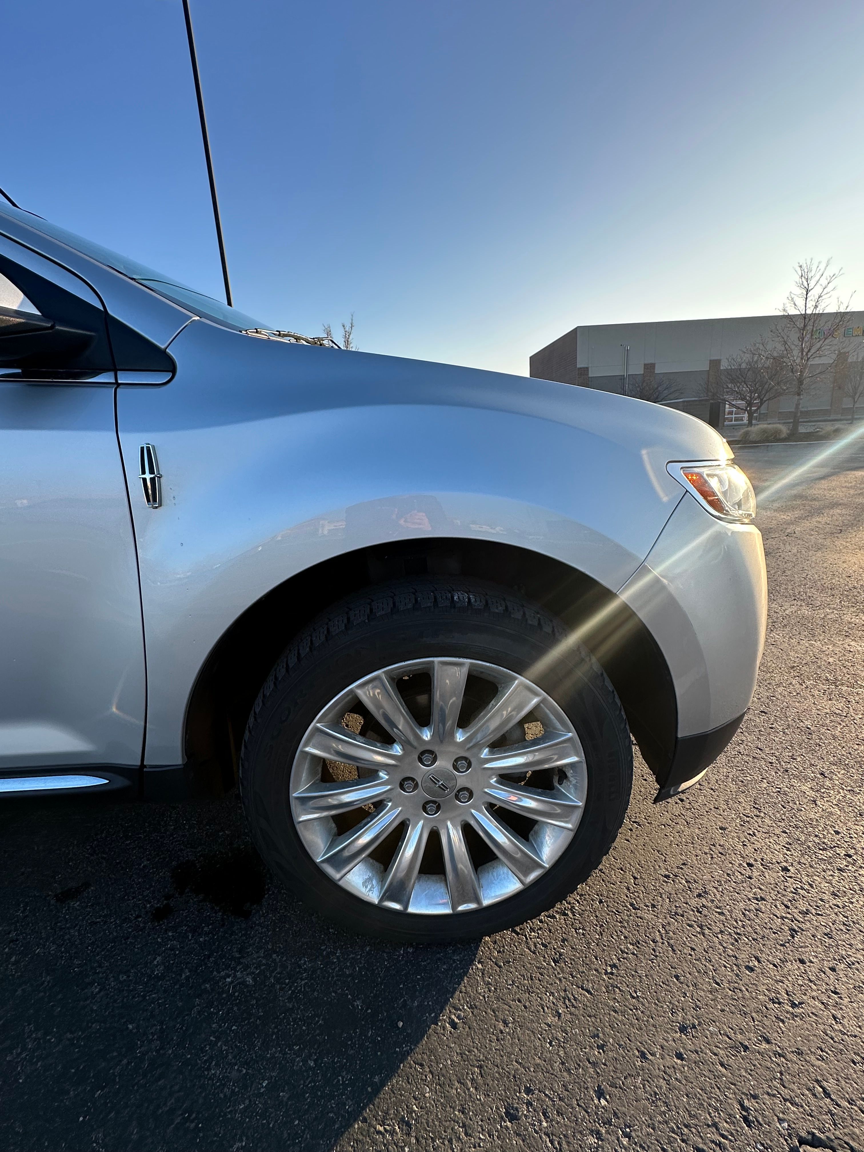 Used 2013 Lincoln MKX AWD image 20