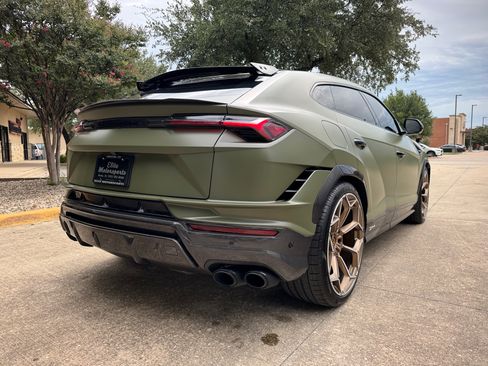 Used 2024 Lamborghini Urus Performante image 6
