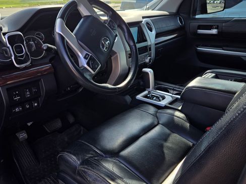 Used 2017 Toyota Tundra Limited w/ Limited Premium Package image 16