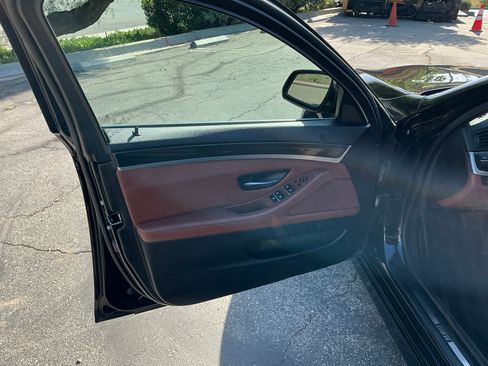 Used 2015 BMW 535d Sedan RWD image 18