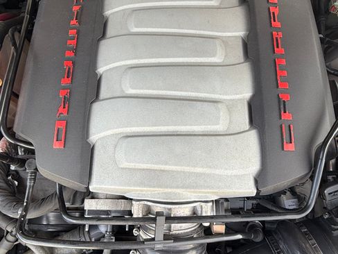 Used 2021 Chevrolet Camaro SS image 9