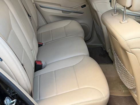 Used 2011 Mercedes-Benz ML 350 4MATIC image 21