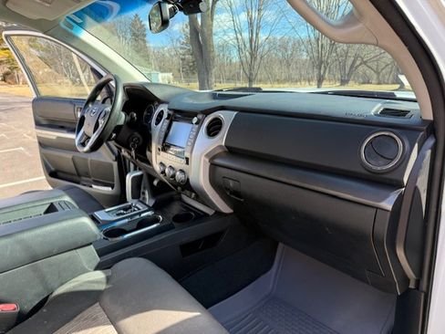 Used 2014 Toyota Tundra SR5 image 6
