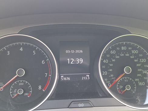 Used 2017 Volkswagen Golf Wolfsburg Edition image 14