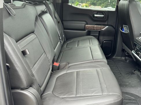 Used 2019 GMC Sierra 1500 Denali w/ Denali Ultimate Package AWD/4WD image 2
