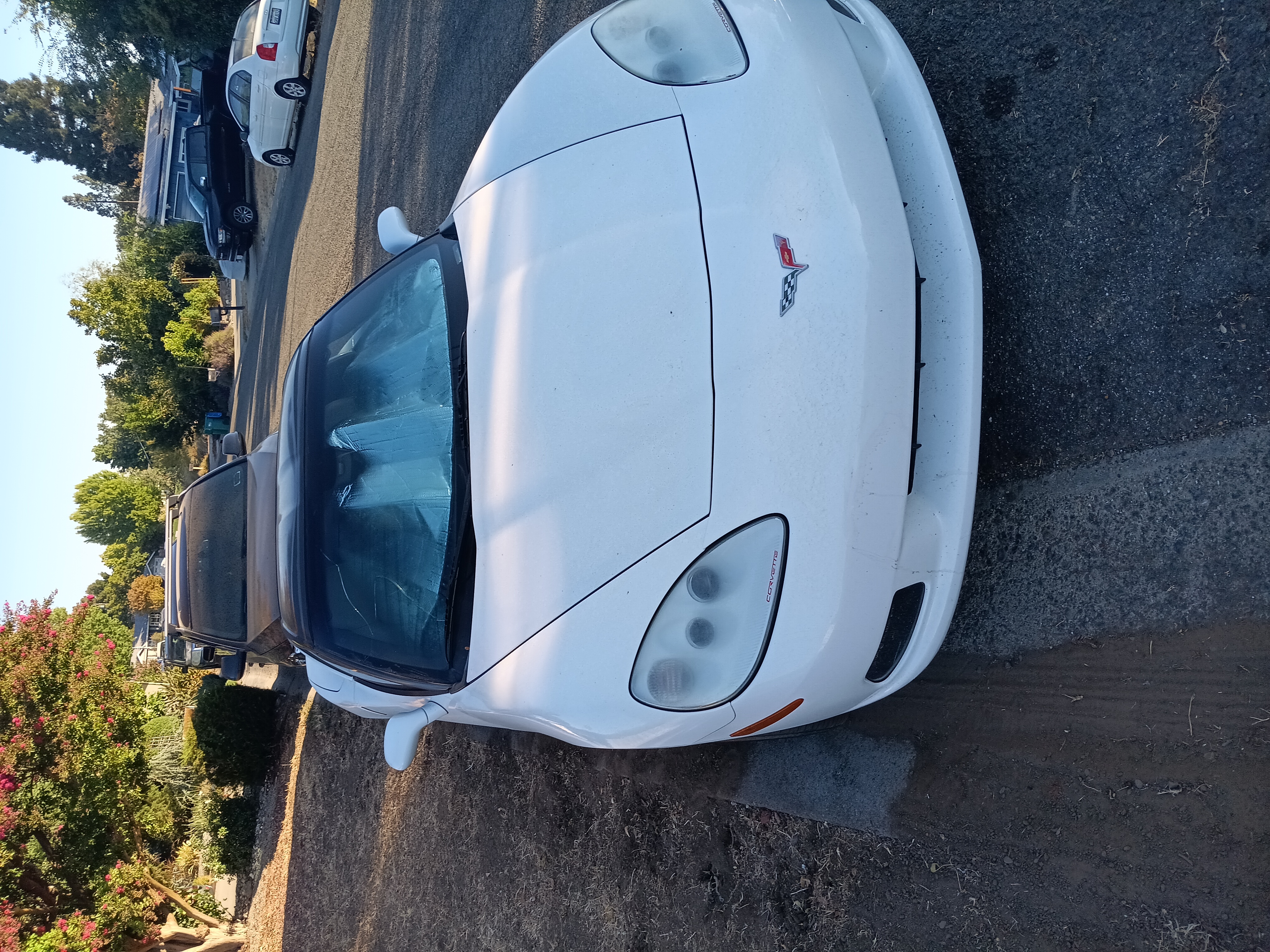Used 2006 Chevrolet Corvette Coupe w/ Preferred Equipment Group RWD image 1
