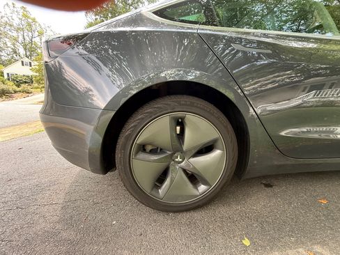 Used 2019 Tesla Model 3 Long Range AWD/4WD image 12