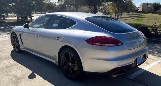 Used 2014 Porsche Panamera S RWD image 9
