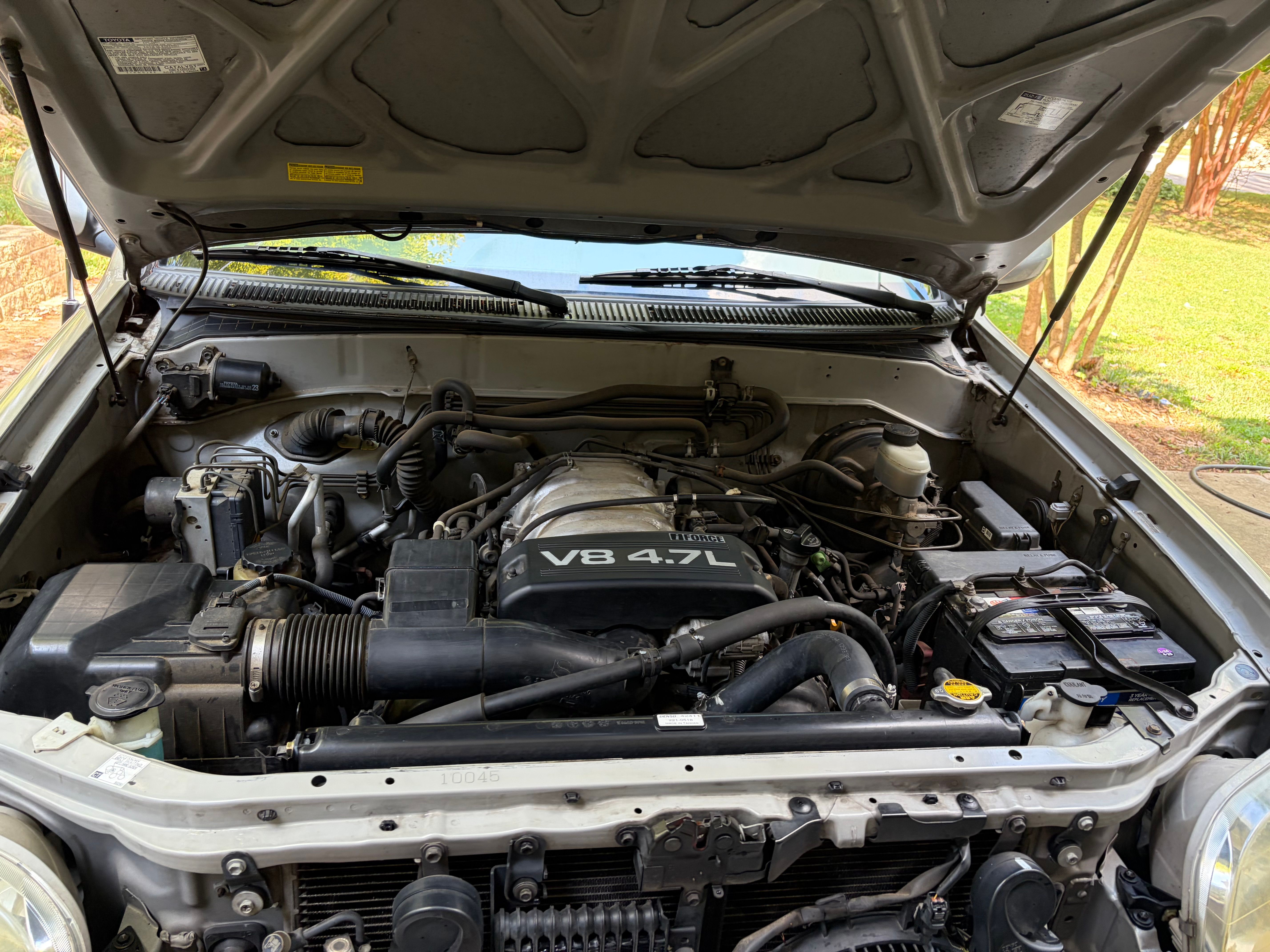 Used 2002 Toyota Sequoia SR5 RWD image 9
