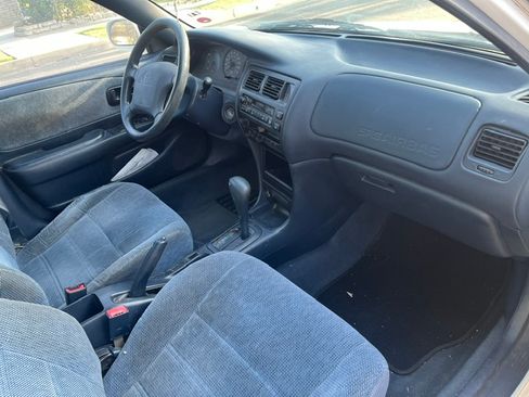 Used 1997 Toyota Corolla DX FWD image 6