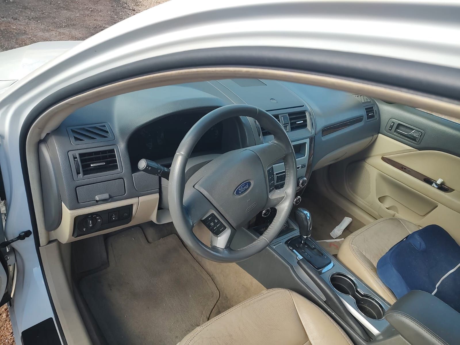 Used 2010 Ford Fusion SEL FWD image 1