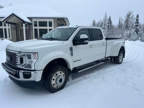 Used 2022 Ford F450 Lariat w/ Lariat Ultimate Package image 4