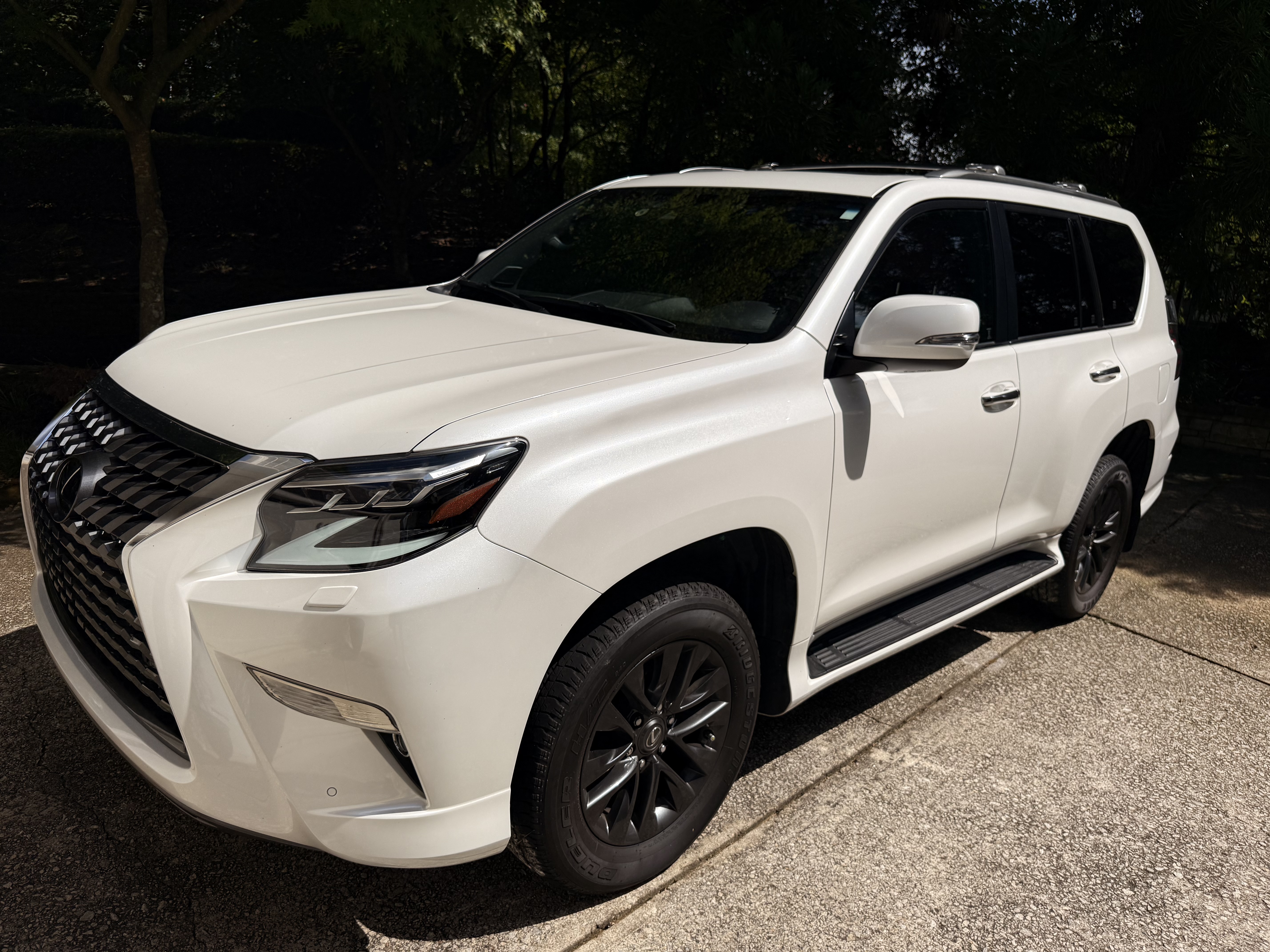 Used 2023 Lexus GX 460 Premium w/ Premium Package AWD/4WD image 4