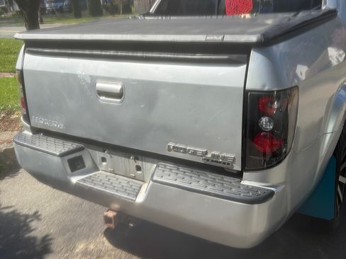 Used 2006 Honda Ridgeline RTS image 9