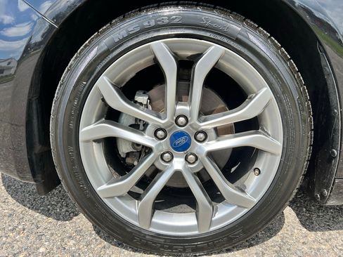 Used 2019 Ford Fusion Titanium FWD image 30