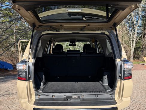 Used 2016 Toyota 4Runner TRD Pro image 16