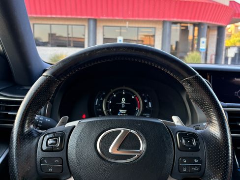 Used 2018 Lexus IS 300 F Sport RWD image 16