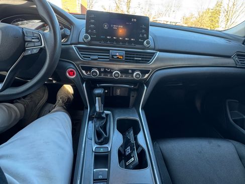 Used 2019 Honda Accord LX image 11