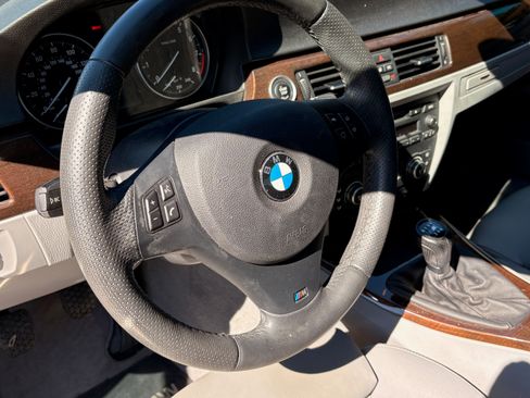 Used 2009 BMW 335i 335i Sedan 4D image 12