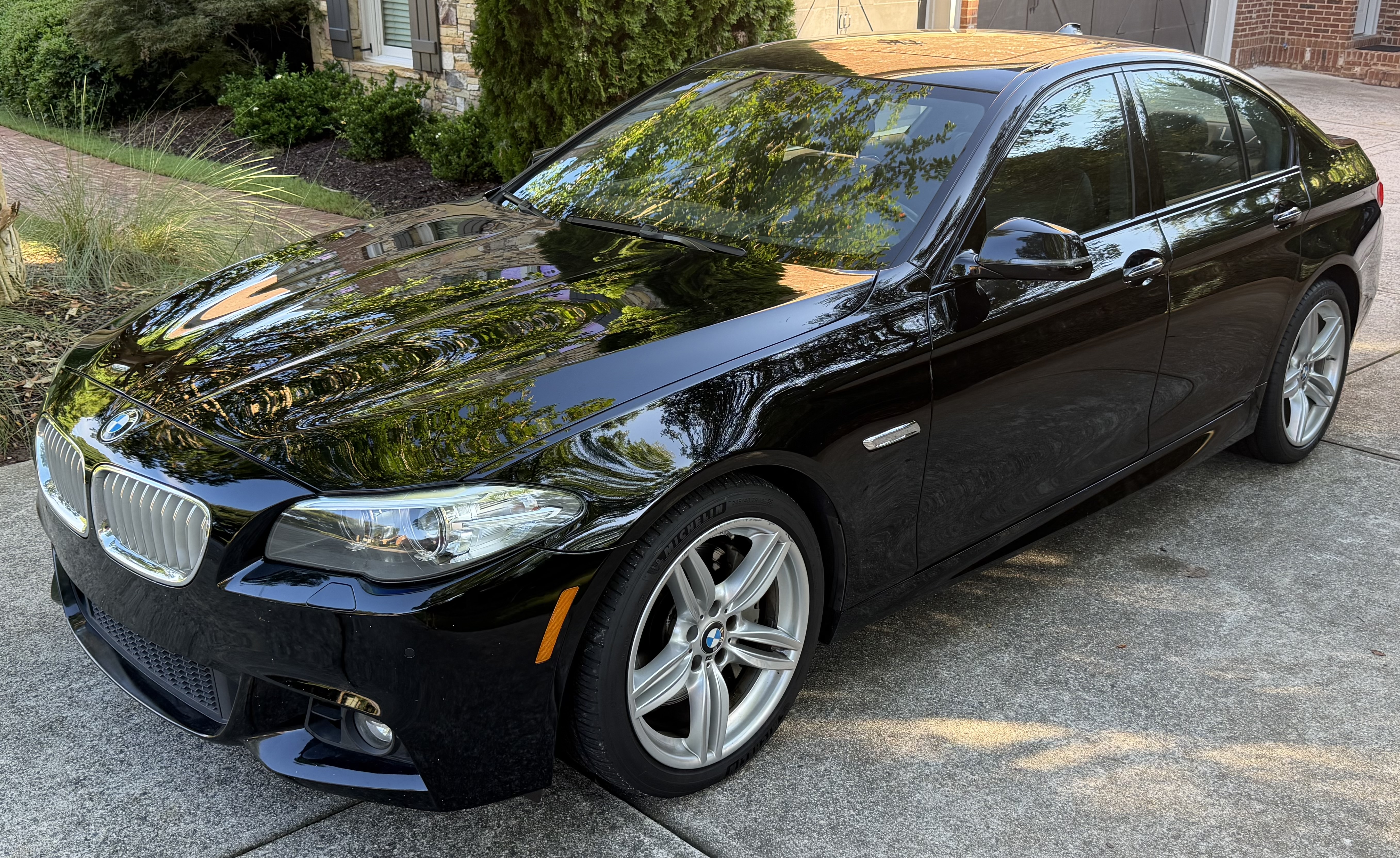 Used 2014 BMW 550i Sedan RWD image 4