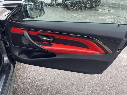 Used 2015 BMW M4 Coupe 2D image 16