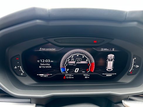 Used 2020 Lamborghini Urus AWD/4WD image 10