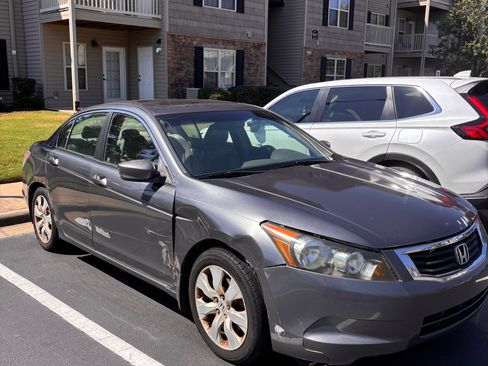 Used 2009 Honda Accord EX-L image 2
