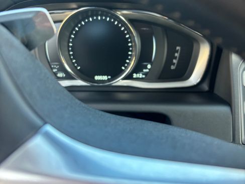 Used 2015 Volvo XC60 T6 Platinum w/ Climate Package image 9