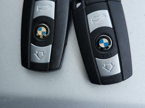 Used 2008 BMW 335i Convertible image 5