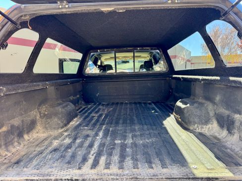 Used 2006 Ford F250 Lariat image 8