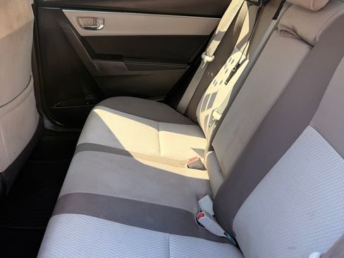 Used 2019 Toyota Corolla LE FWD image 6
