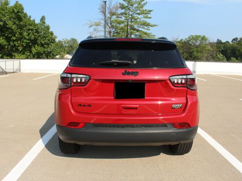 Used 2023 Jeep Compass Latitude w/ Convenience Group AWD/4WD image 6